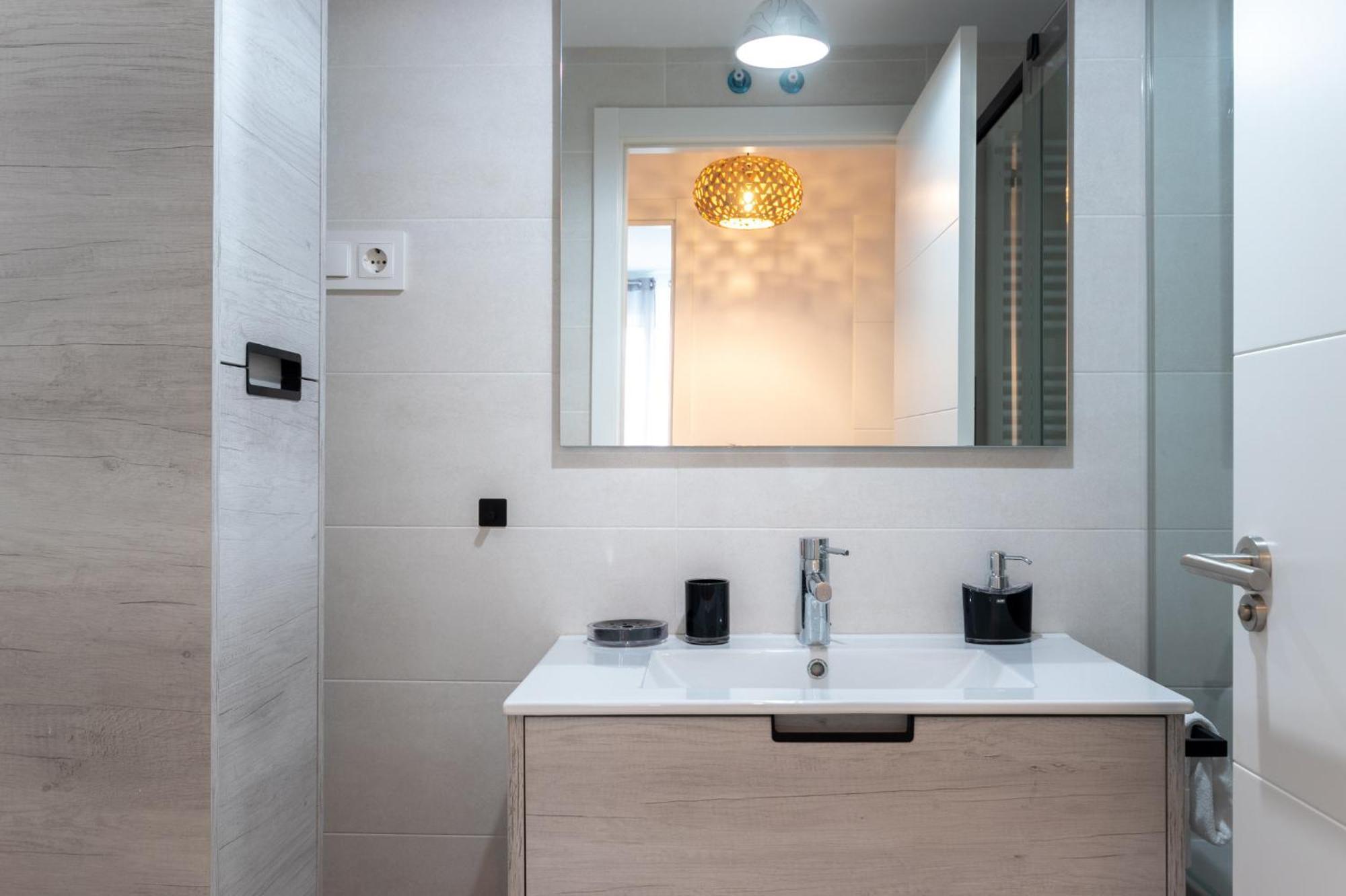 Xirimiri Apartment By People Rentals 빌바오 외부 사진